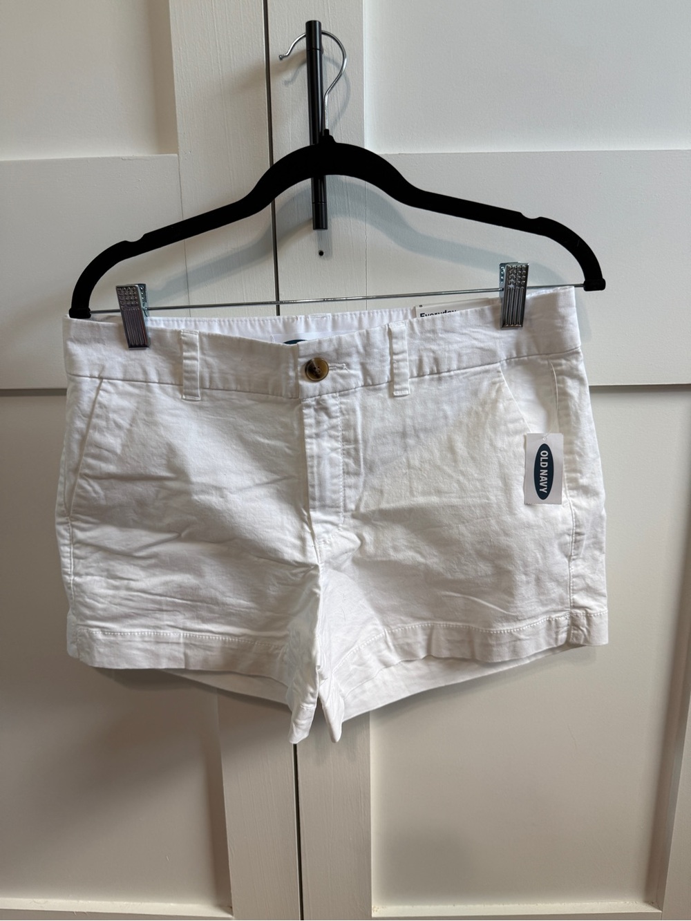 Old Navy White Cotton Blend Women's Jean Shorts